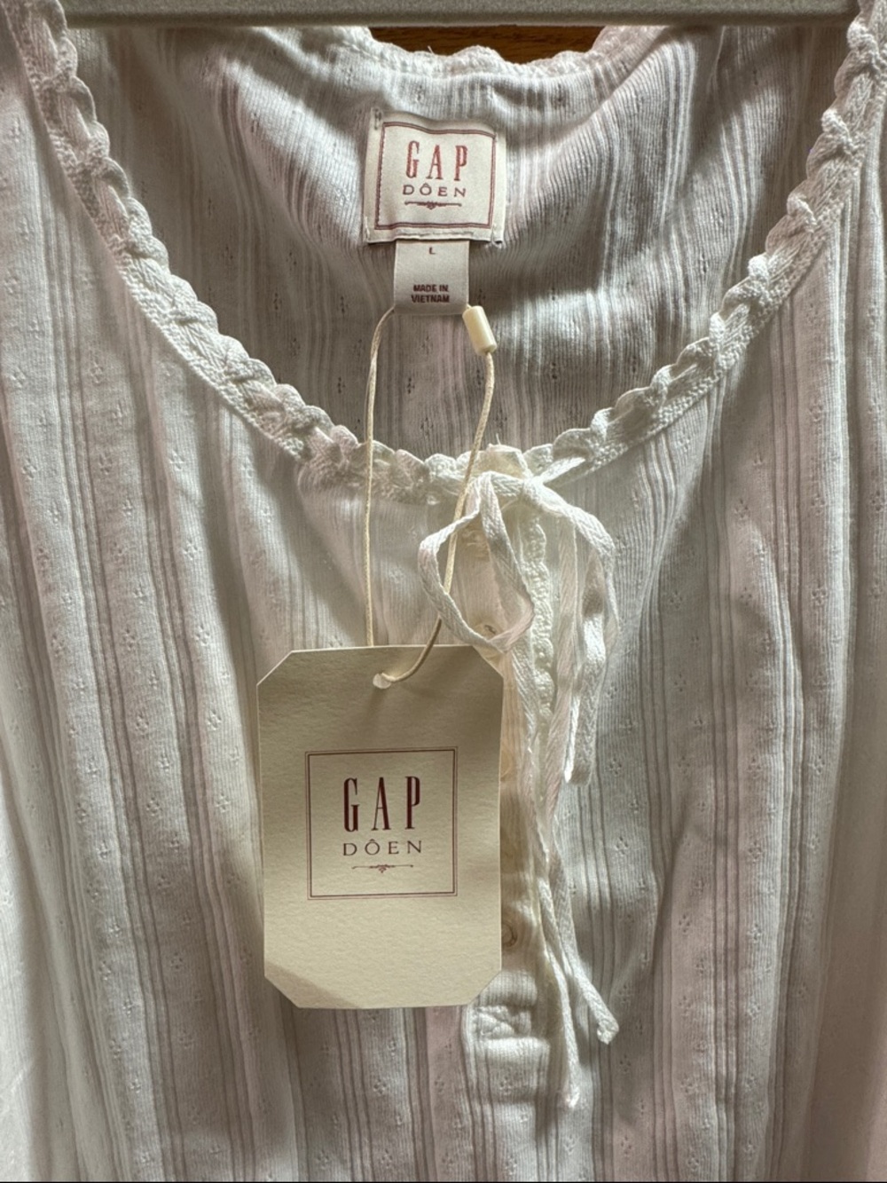 Gap x Dôen | White Pointelle Scoop Neck Women’s Tank Top
